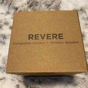 Revere Wireleess Speaker + Colapsible Lantern.